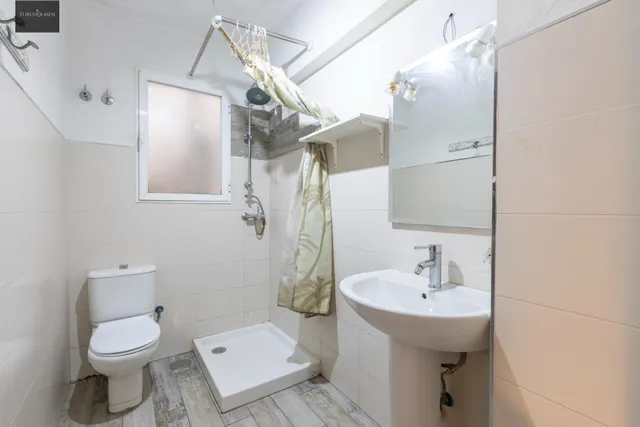 PISO DE 4 DORMITORIOS EN CAMINO DE RONDA — 18