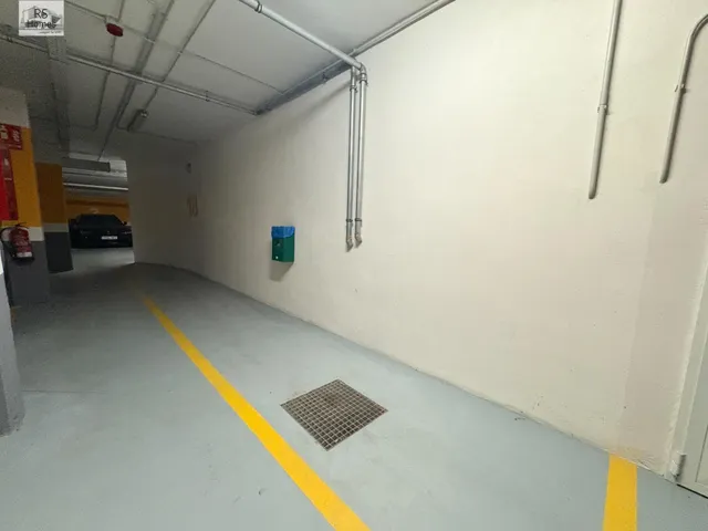 Plaza de moto en L' Eliana — 8
