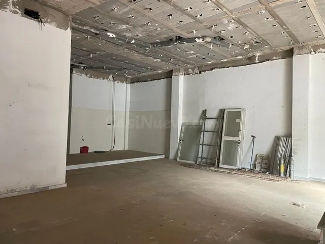 Local comercial con mucha visibilidad para cualquier negocio - foto 3
