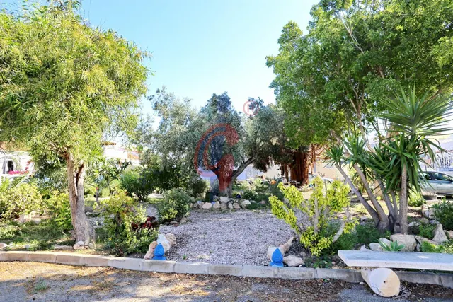 Se alquila encantador bungalow en planta baja en la urbanización San Luis, Torrevieja — 30