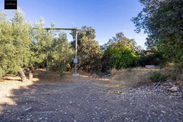 En uno de los pueblos más bonitos de España, finca ideal para rehabilitar y usar como alojamiento turístico — 14