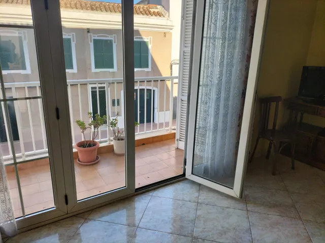 Piso en primera planta con patio de 31 m2 — 30