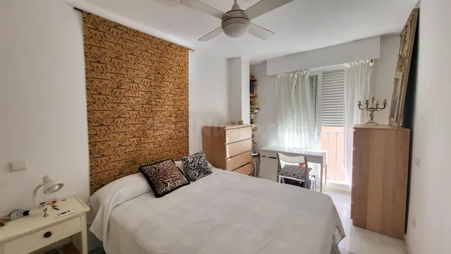 Piso en el centro de San Pedro Alcantara de 2 habitaciones y - foto 5