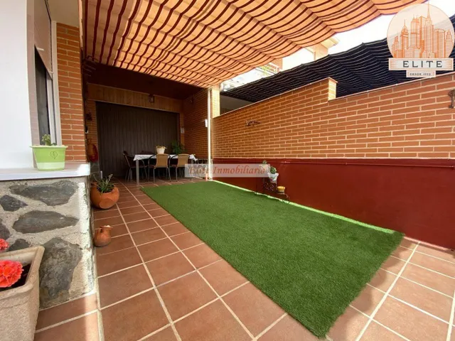 Chalet adosado con jardin ! — 37