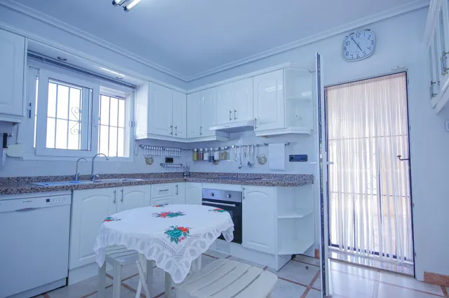 CHALET CON PISCINA PRIVADA EN LA ZENIA - PLAYA FLAMENCA — 18