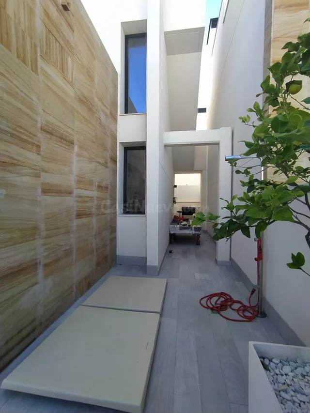 VILLA DE LUGO CON PISCINA PRIVADA EN LAS LOMAS DE CABO ROIG  - foto 2