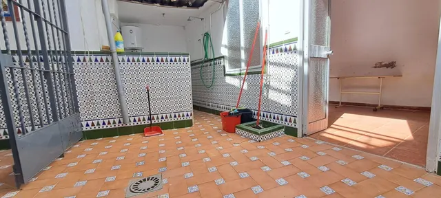 Amplia vivienda con terrazas y azotea privada en Brenes, a solo 20 minutos de Sevilla!! — 14