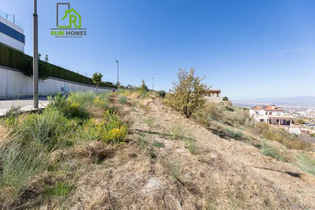 Parcela residencial con proyecto y licencia para construir ya — 15