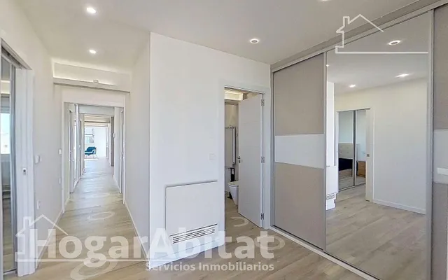 ¡CASA ESPECTACULAR! AMPLIA Y REFORMADA CON DOS VIVIENDAS INDEPENDIENTES Y VISTAS DESPEJADAS — 48