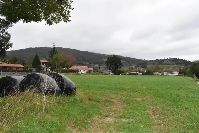 Venta de terreno en Santiurde de Toranzo - foto 2