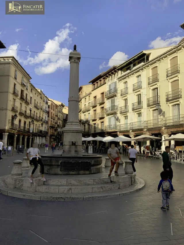 LOCAL COMERCIAL EN LA PLAZA DEL TORICO — 7