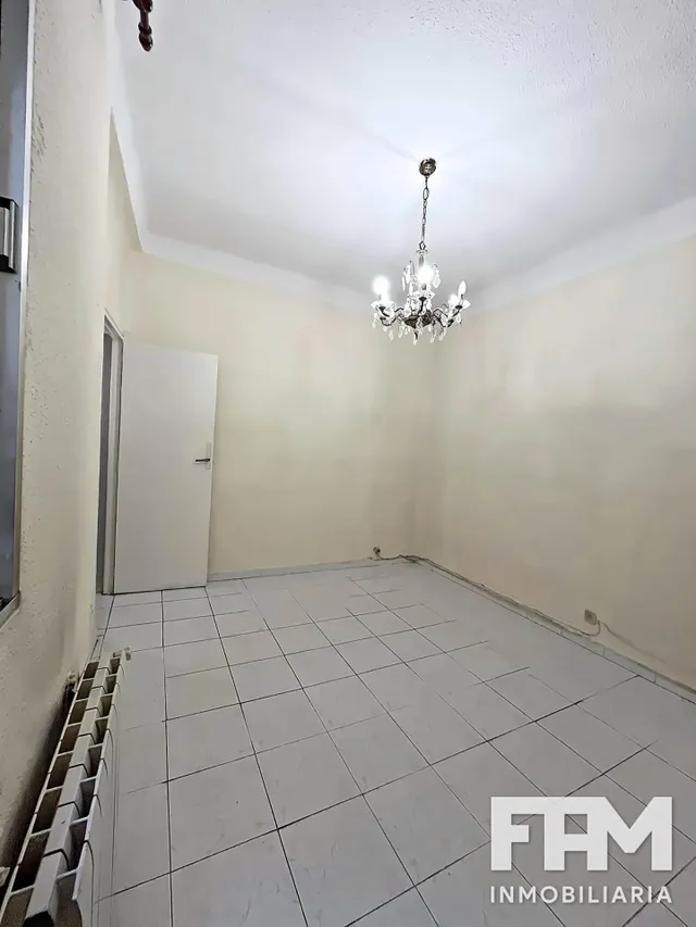Piso Interior en Venta cerca de Calle Pablo Iglesias — 10