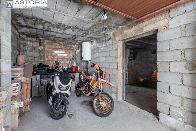 Casa en venta en Monachil (Granada) – Amplia, luminosa y con gran potencial — 39