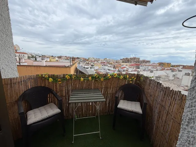 Piso en alquiler de larga temporada en Avenida Blas Infante – 1.300 €/mes — 14