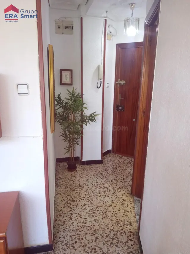 Tres habitaciones en Sevilla capital: una vivienda práctica, - foto 2