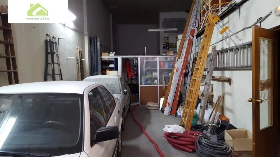 VENTA  DE LOCAL EN ZONA LA VAGUADA