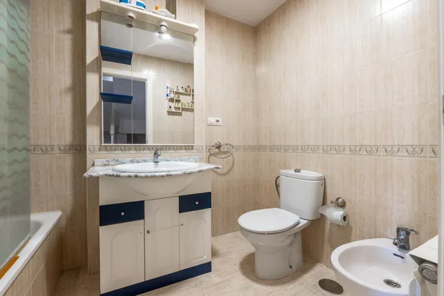 VIVIENDA UNIFAMILIAR ADOSADA EN OGIJARES — 46