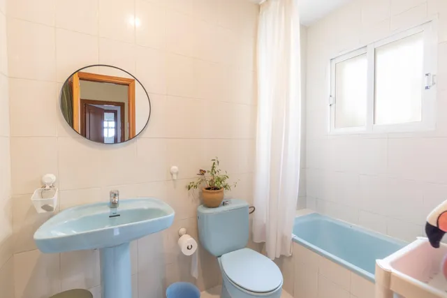 Chalet pareado con piscina, jardín y bonitas vistas a Granada en La Zubia — 42