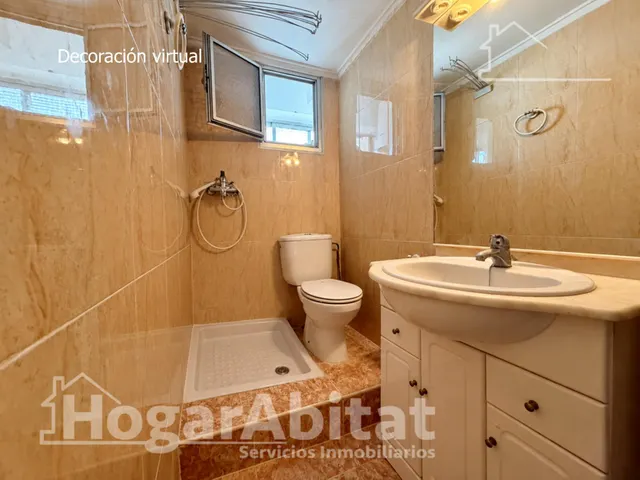 Espacio y luminosidad con infinitas posibilidades en este amplio piso exterior con balcón y trastero — 31