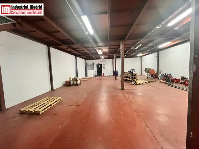 NAVE EN ARGANDA DEL REY EN POLIGONO LA POVEDA. - foto 2