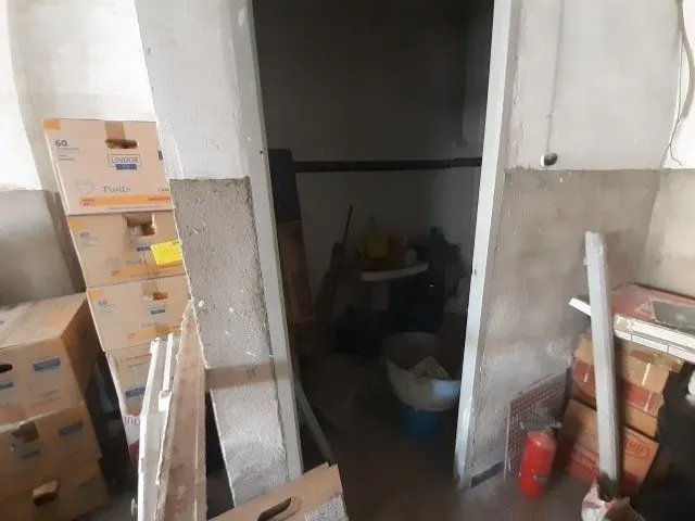 LOCAL COMERCIAL — 10