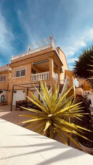 Villa 3 habitaciones 160m² en venta - Las Filipinas
