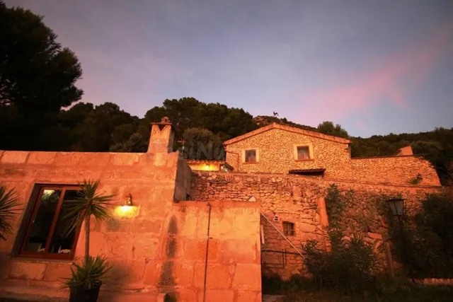Impresionante finca entre Llucmajor y Randa con vistas espec