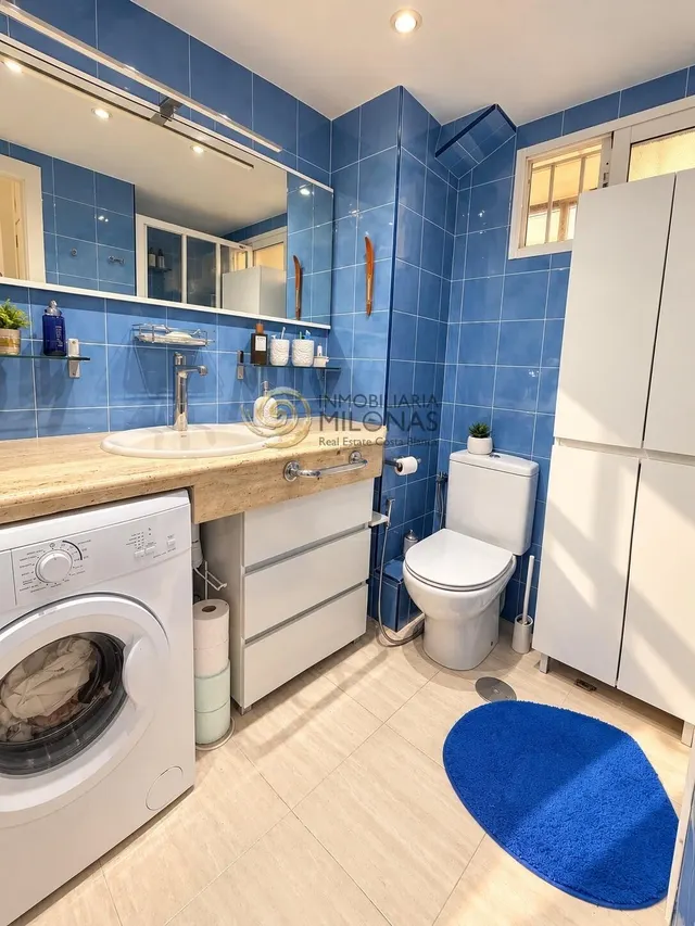 Exclusivo estudio totalmente reformado en primera línea de playa levante – Benidorm — 25