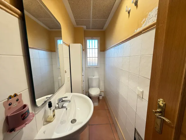 Bungalow con jardín privado, garaje y piscina comunitaria en Santa Pola — 14