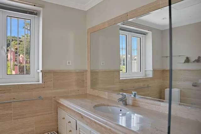 Chalet 7 habitaciones 1133m² en venta - Marbella — 35
