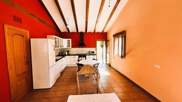 Chalet con terreno en La Marmudella - foto 5