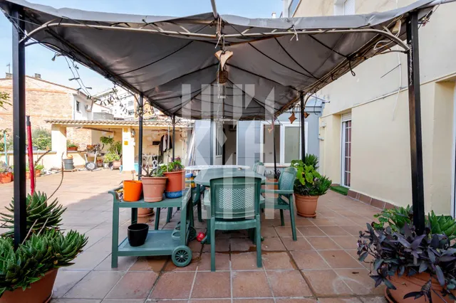 Piso con terraza privada y garaje en taialà — 41