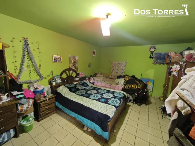 Casa 260m² en venta - Puntiti — 18