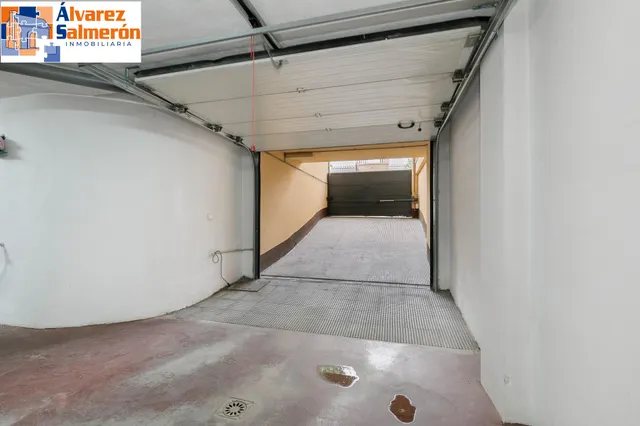¡Tu nuevo hogar te espera en Churriana de la Vega! Casa adosada con patio, garaje y futura parada de metro a pocos pasos. — 27