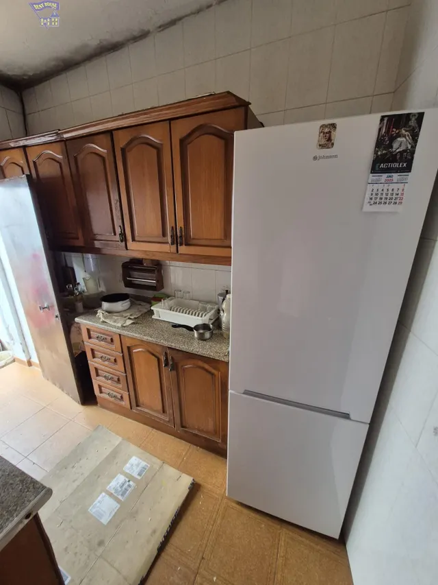 SE VENDE CASA EN PRIMERA PLANTA EN PATIO DE VECINOS EN ZONA  - foto 5