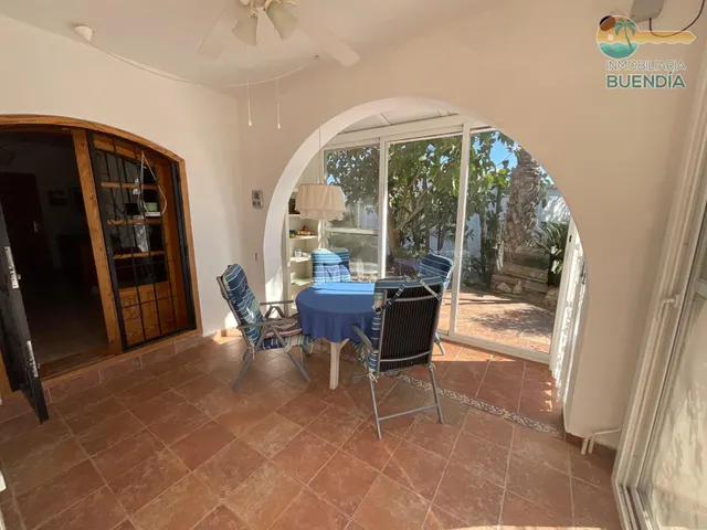 Amplia casa de campo con hangar privado y piscina — 21