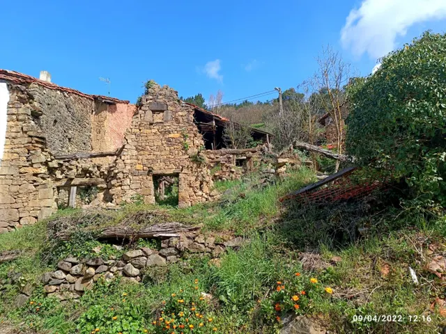 Terreno urbano con proyecto incluido — 22