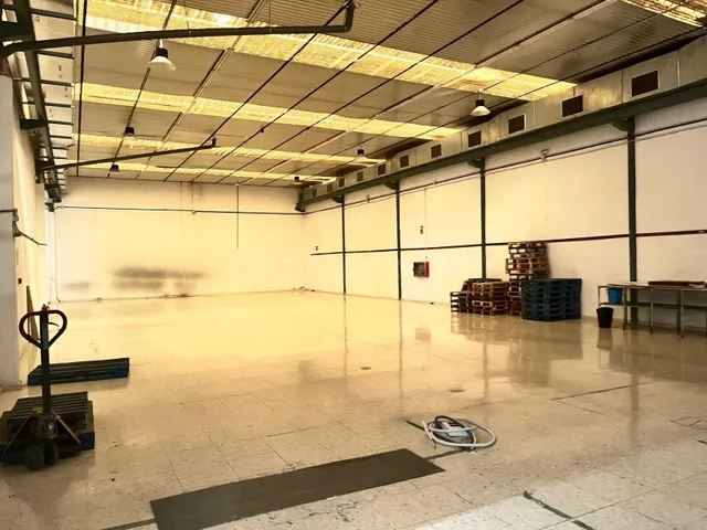 Nave industrial 1000m² en venta - Puente Tablas - Puente Nue - foto 4