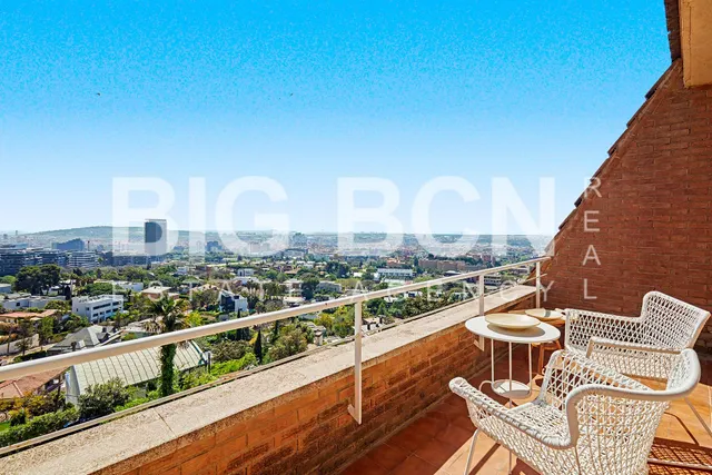 Exclusiva casa con vistas panorámicas — 48