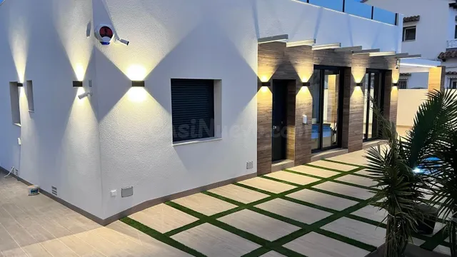 VILLA EN VILLAMARTIN DE 3 DORMITORIOS 2 BAÑOS EN ORIHUELA CO - foto 5
