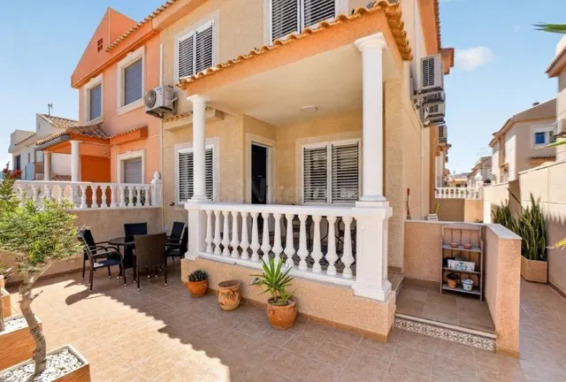 Casa 3 habitaciones 104m² en venta - Centro — 2