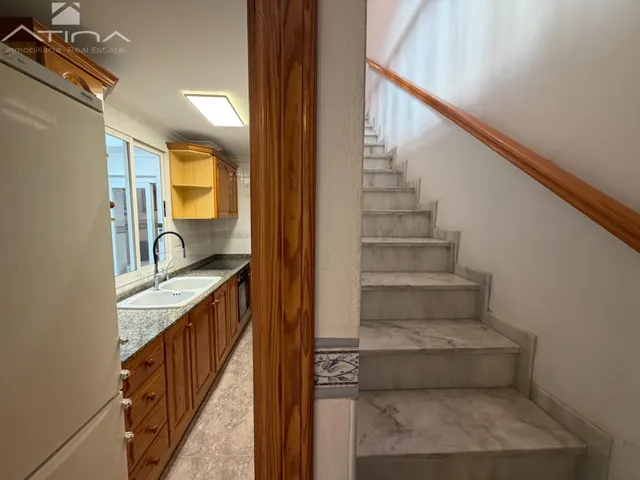 Casa de pueblo en Beniarjó con 3 dormitorios, terraza y mucho encanto. — 20