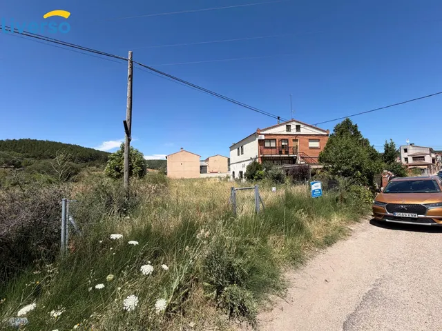 Terreno urbano muy bien localizado en Huerta del Rey - foto 5