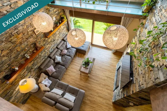 Villa exclusiva con piscina (LICENCIA TURÍSTICA) — 32