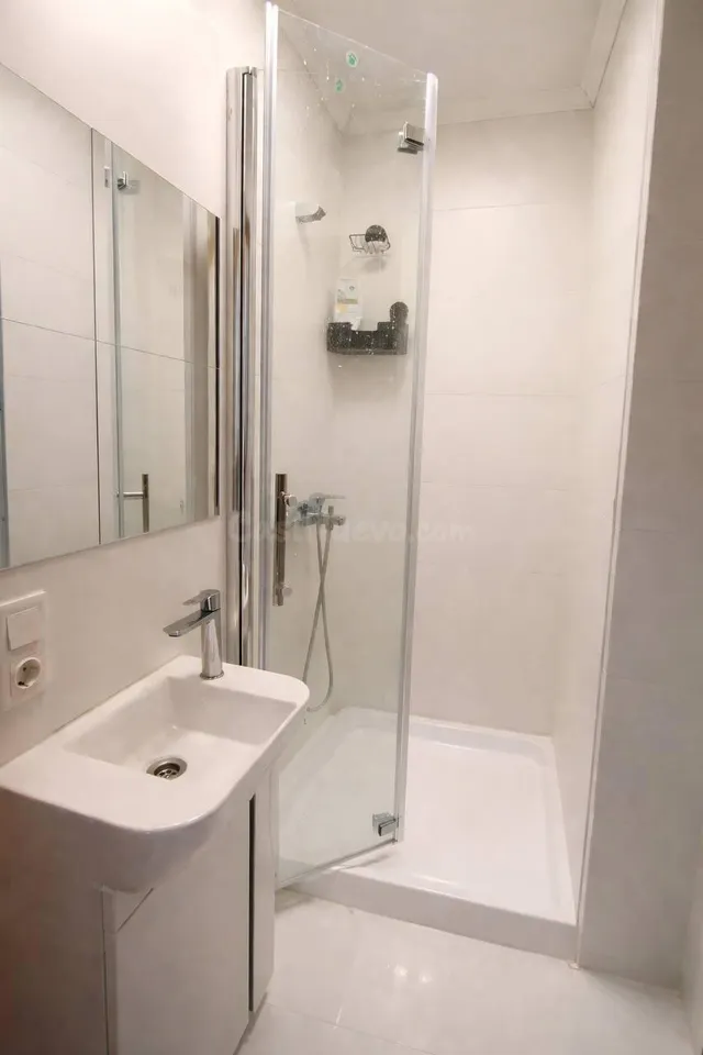 Piso en venta en calle Conchita Piquer - foto 5