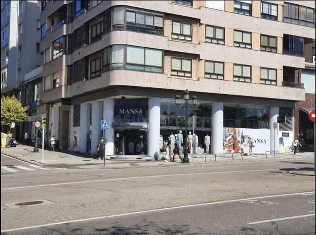 ¡ZONA TOP! GRAN LOCAL COMERCIAL EN VENTA EN GRAN VIA - foto 4