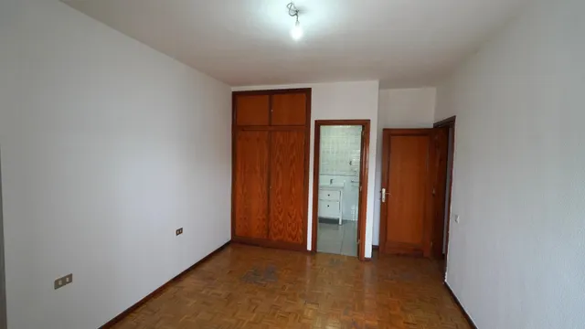 Piso 5 habitaciones 226m² en venta - Arenales — 23