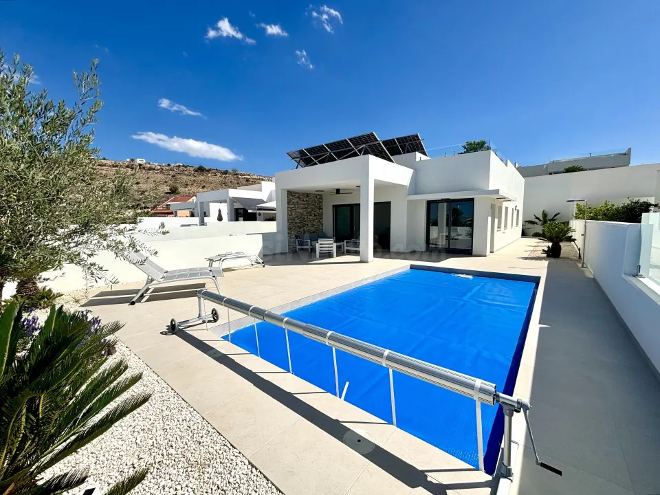 Villa 3 habitaciones 120m² en venta - Costa blanca sur