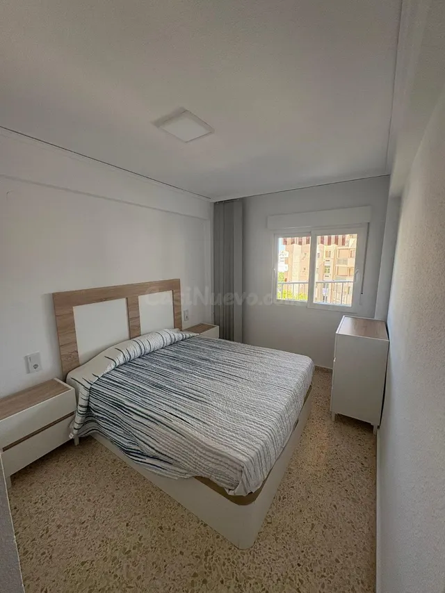 Apartamento de 3 dormitorios y 2 baños en alquiler de tempor - foto 5