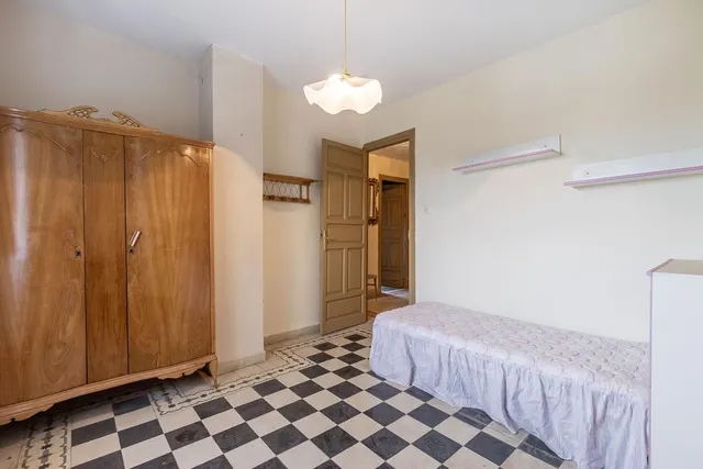 CASA CON MÁS DE 4000 METROS DE PARCELA EN MONACHIL — 27